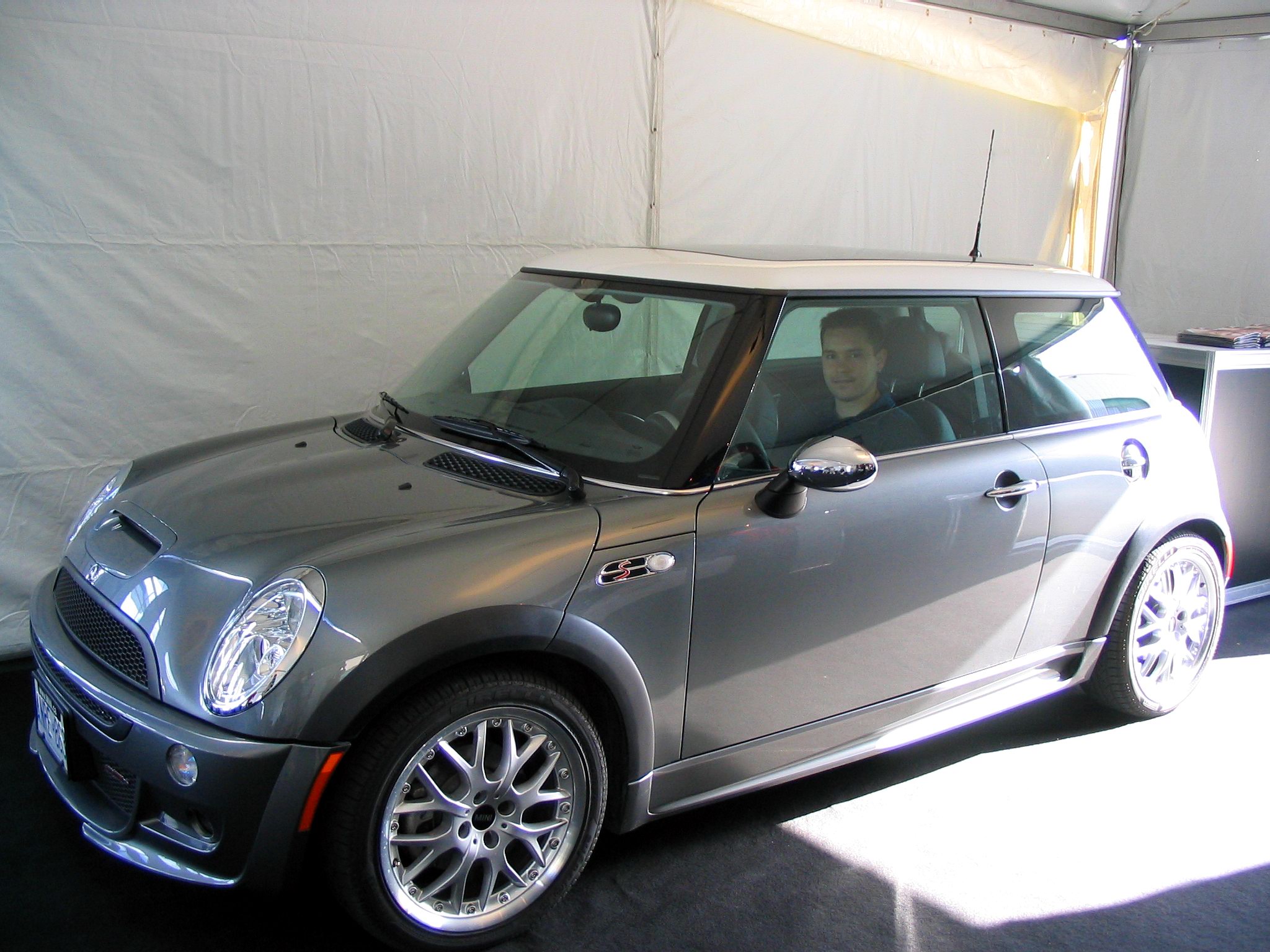 Mini - test pilots 007.jpg